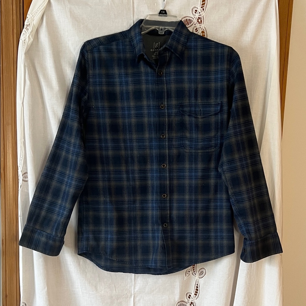 Men's size small George Blue Plaid Button-Down Shirt